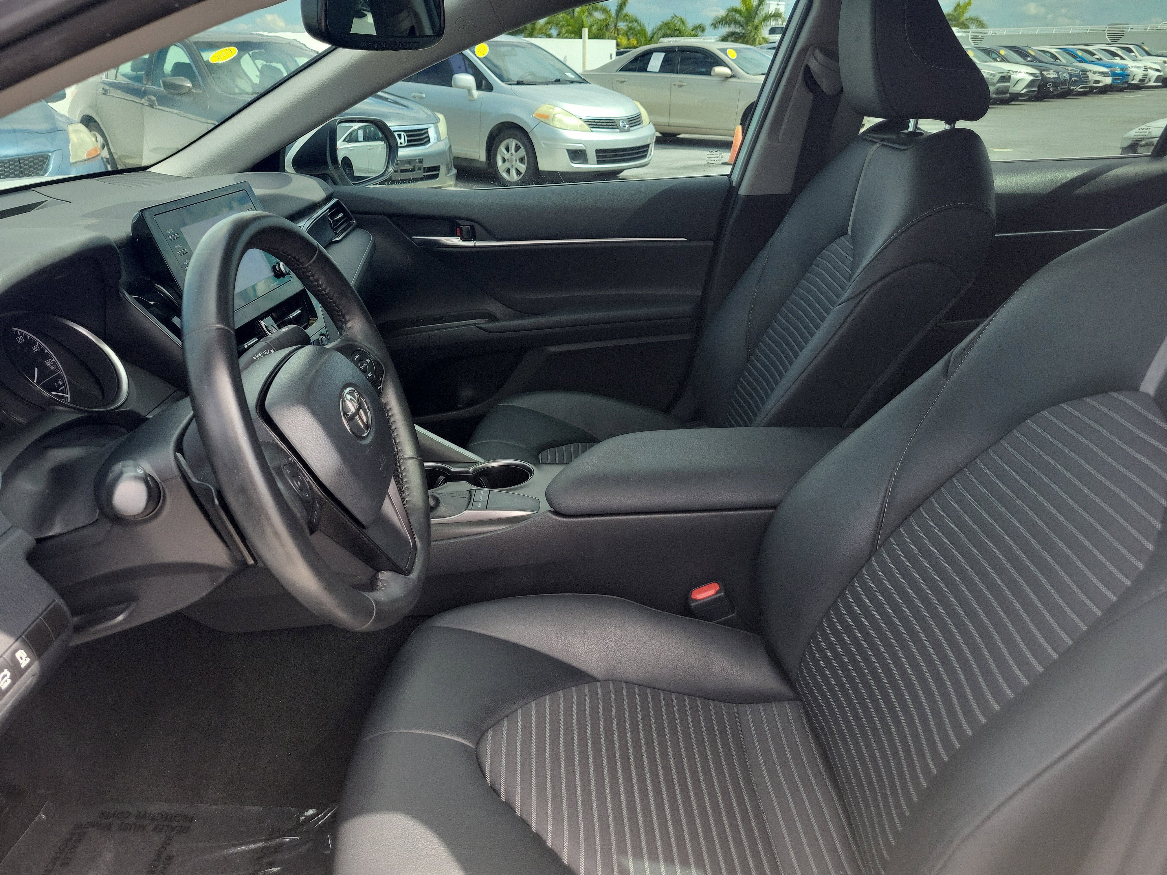 Used 2024 Ice Toyota SE image 21