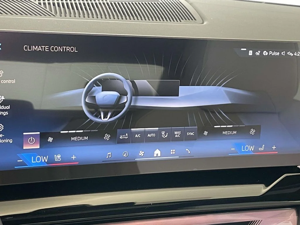 New 2027 Black BMW 530i xDrive image 27