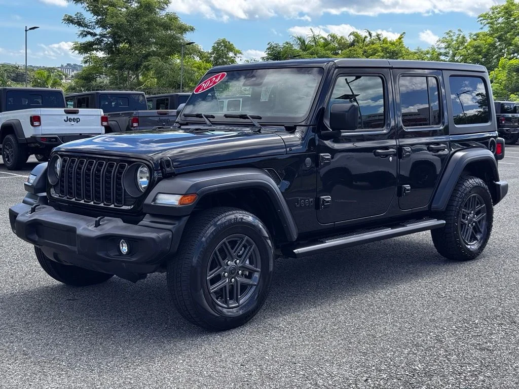 Used 2024 Black Jeep Sport S image 4