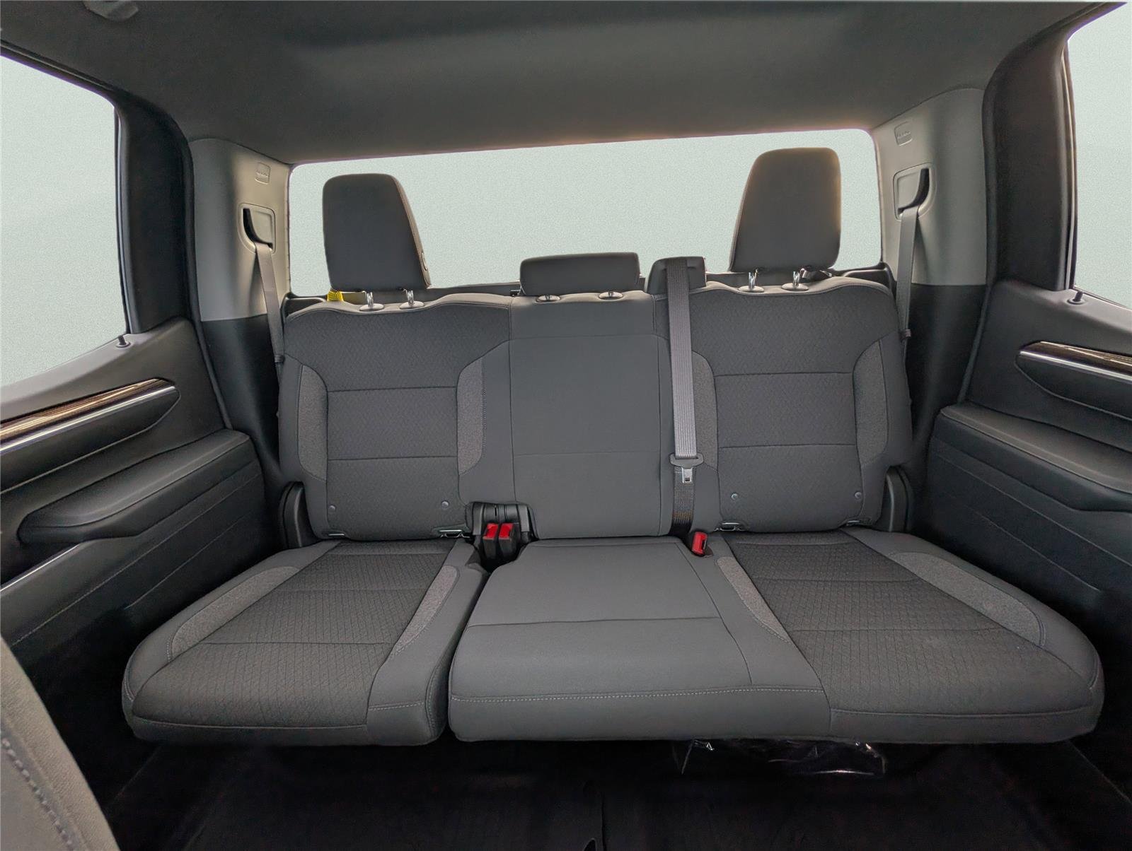 New 2026 Sterling Gray Metallic Chevrolet LT image 28