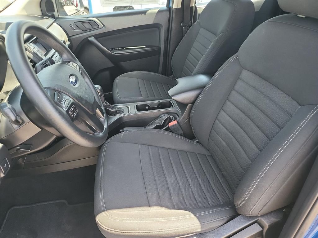 Used 2020 Blue Ford XL image 10