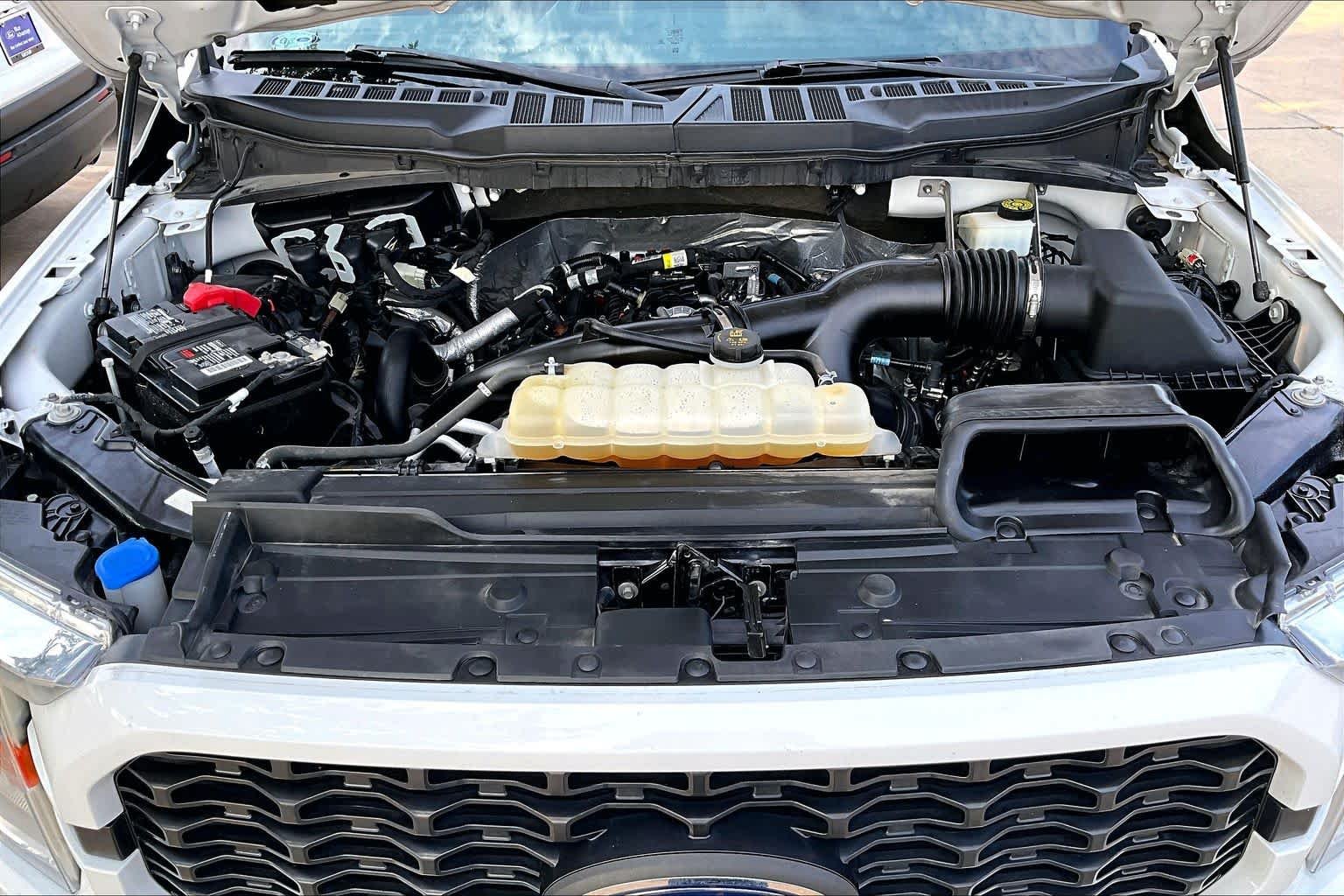 Certified Used 2022 Oxford White Ford XL image 32
