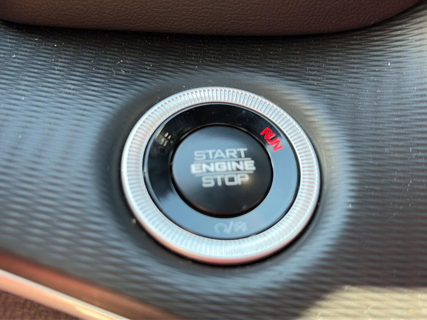 Used 2026 Baltic Gray Metallic Clearcoat Jeep Laredo X image 17