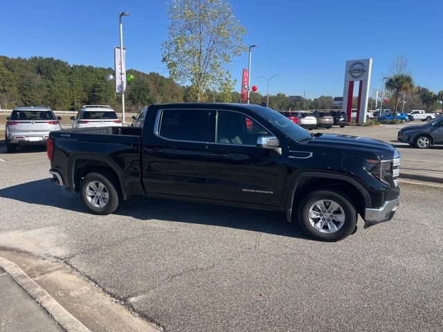 2024 GMC Sierra 4WD Crew Cab Short Box SLE's photo