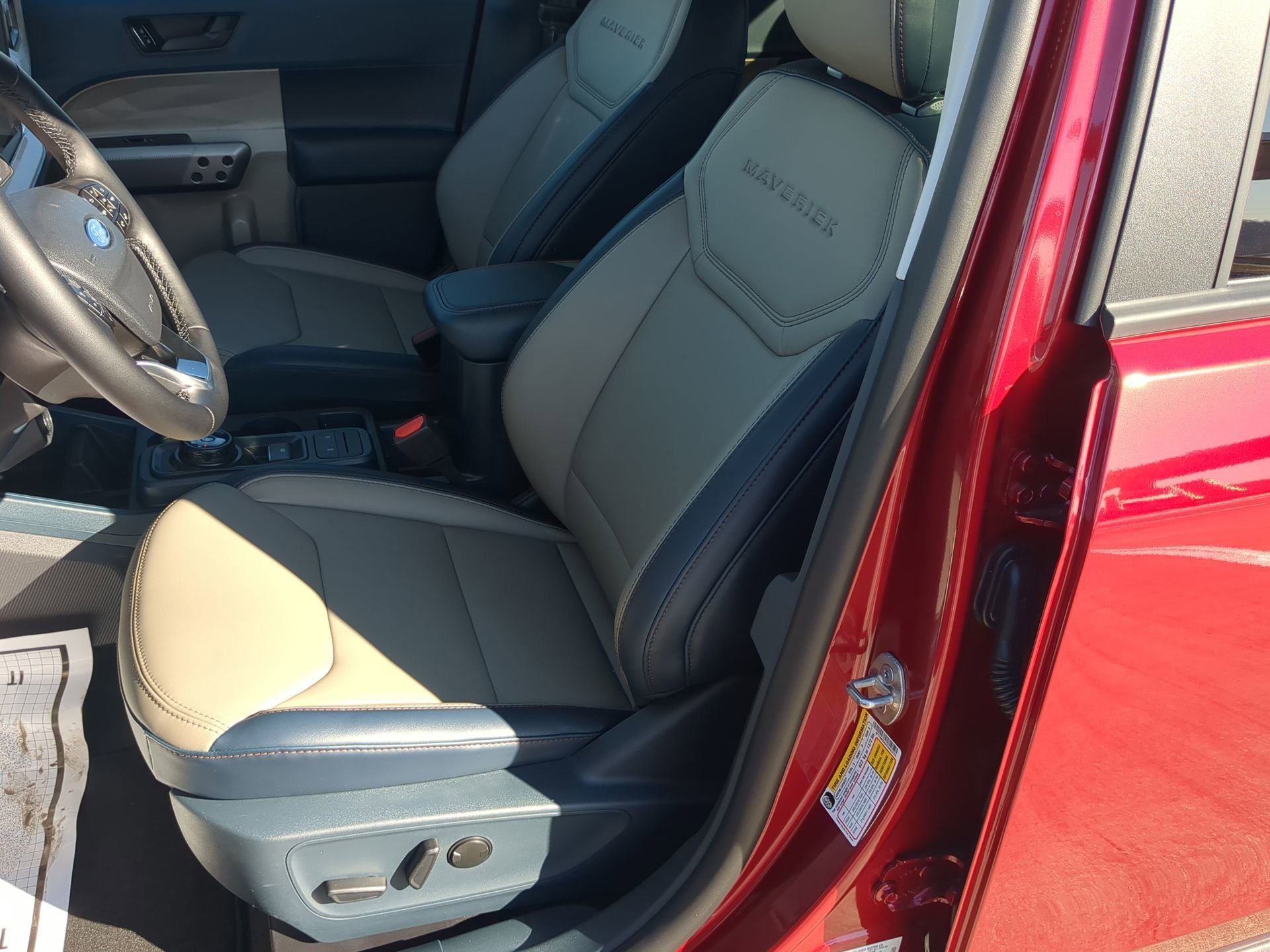 New 2026 Ruby Red Metallic Tinted Clearcoat Ford Lariat® image 47