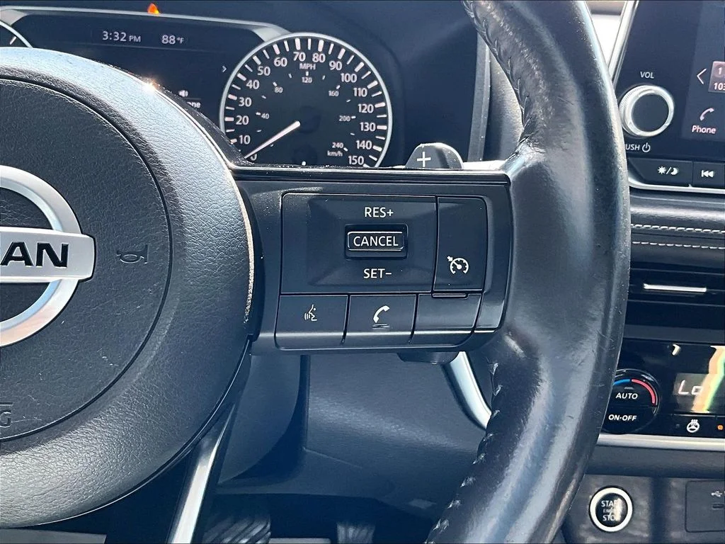 Used 2021 Black Nissan S image 20