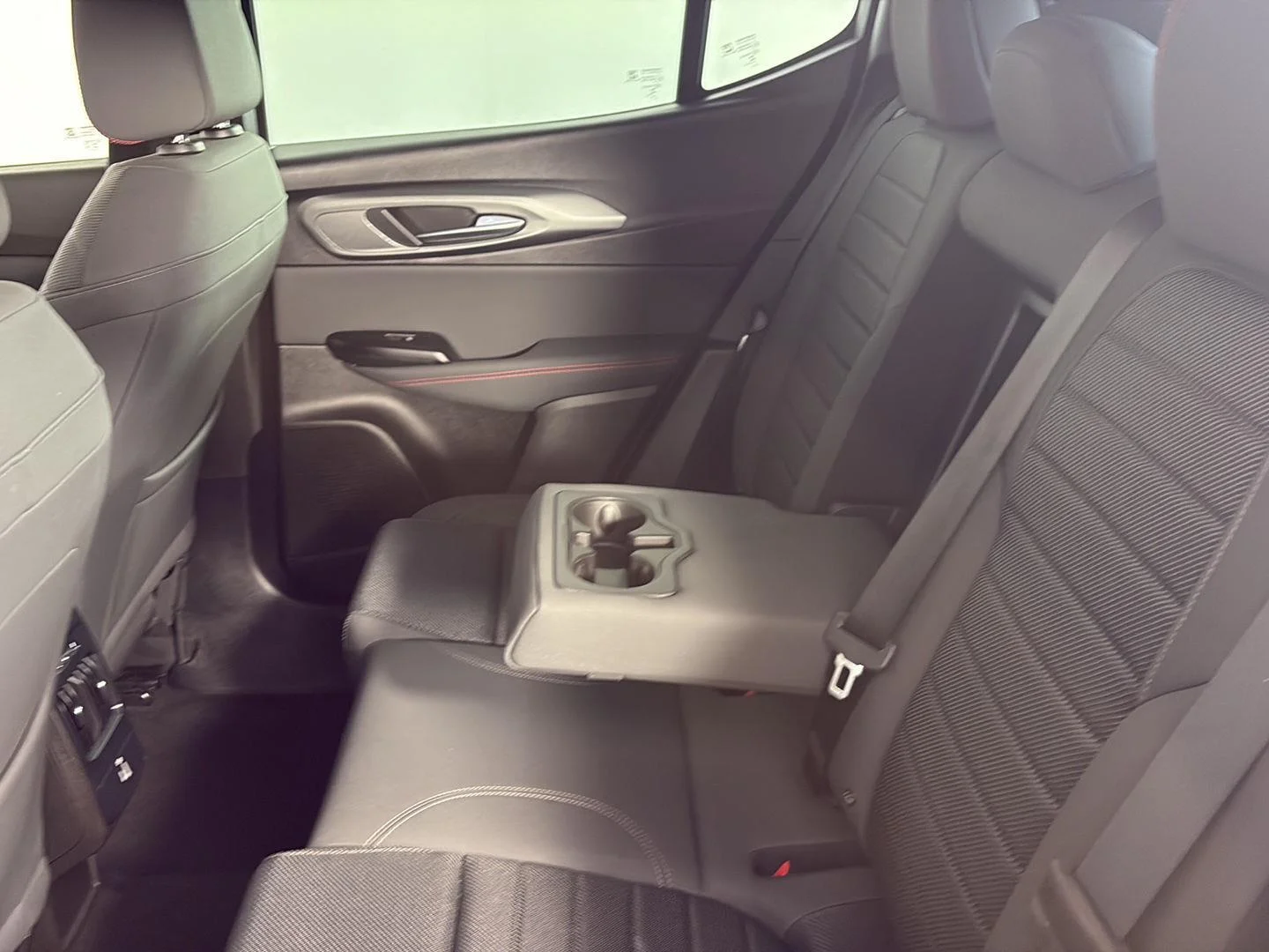 Used 2024 Acapulco Gold Dodge R/T image 21