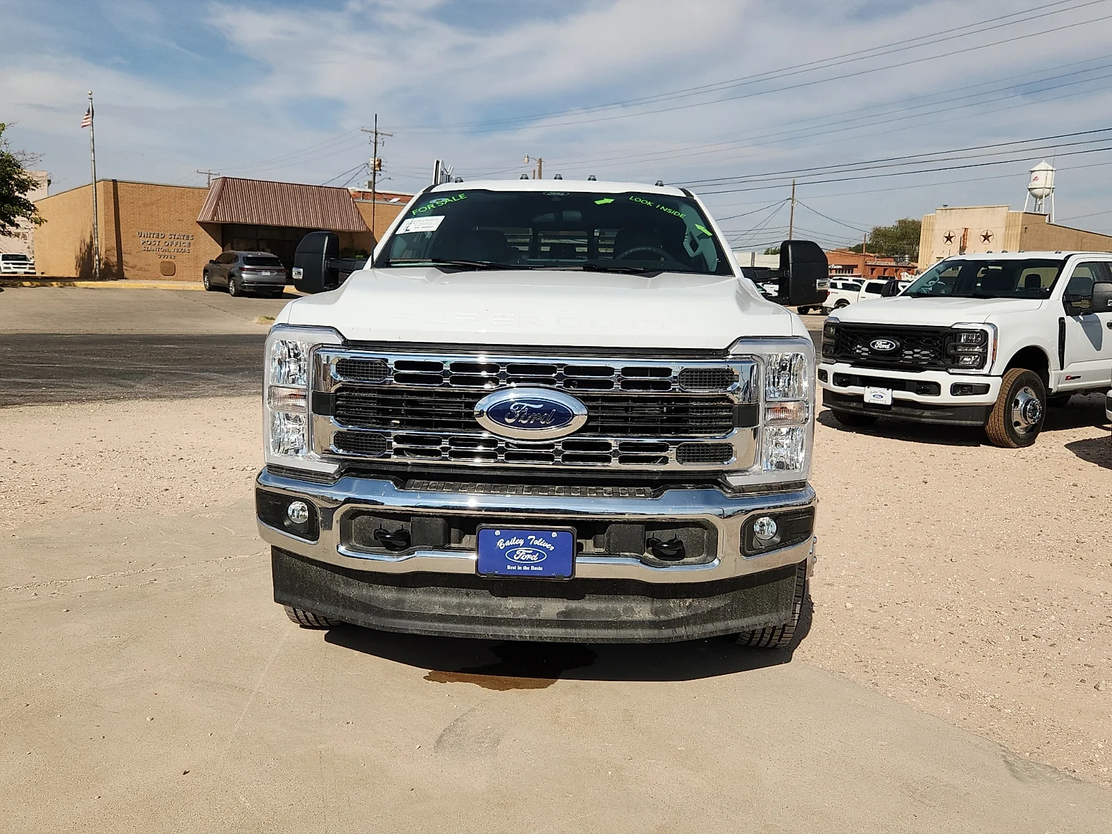 New 2026 Oxford White Ford XL image 2