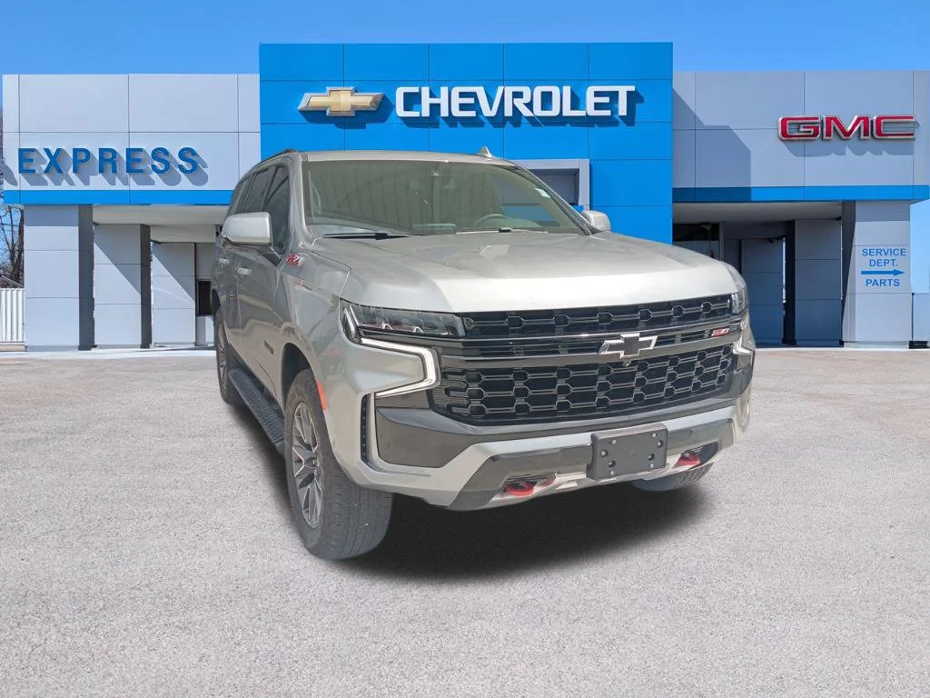 Used 2024 Gray Chevrolet Z71 image 2