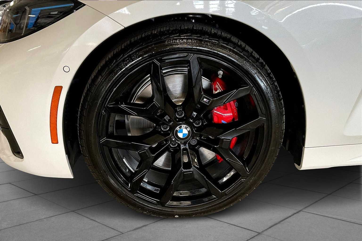 Used 2026 Mineral White Metallic BMW M440i image 11
