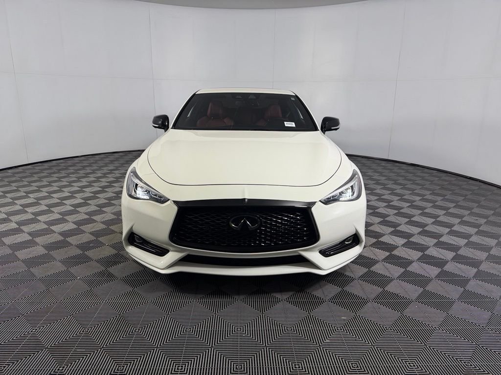 Used 2022 White INFINITI Red Sport 400 image 5