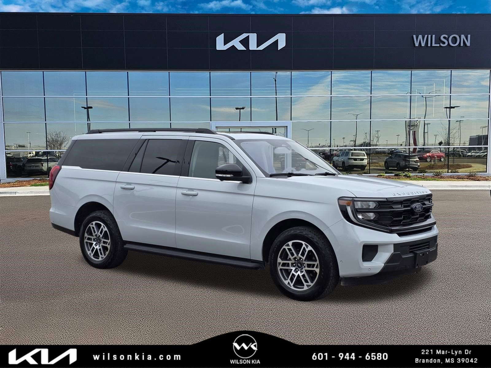 2025 Ford Expedition Active MAX 4x4's photo
