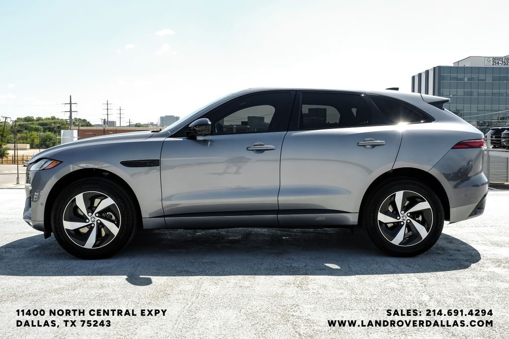 Certified Used 2026 Eiger Grey Metallic Jaguar P250 R-Dynamic S image 9