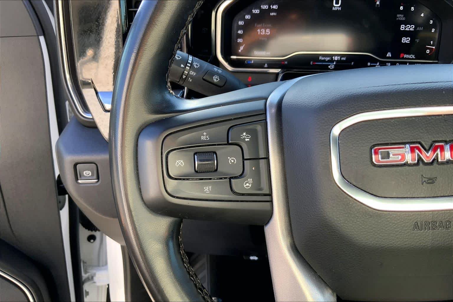 Used 2025 Summit White GMC SLT image 23
