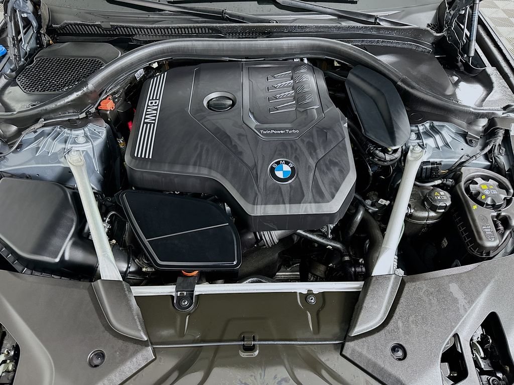 Certified Used 2023 Skyscraper Grey Metallic BMW 530i image 31