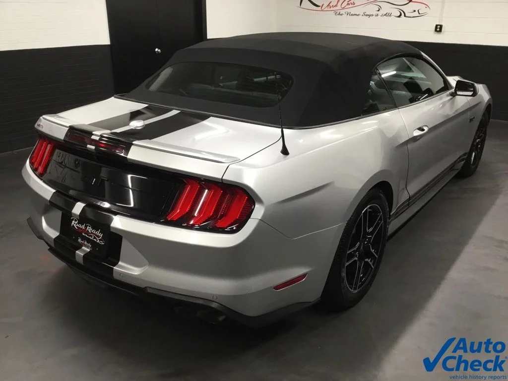 Used 2019 Silver Ford GT Premium image 22