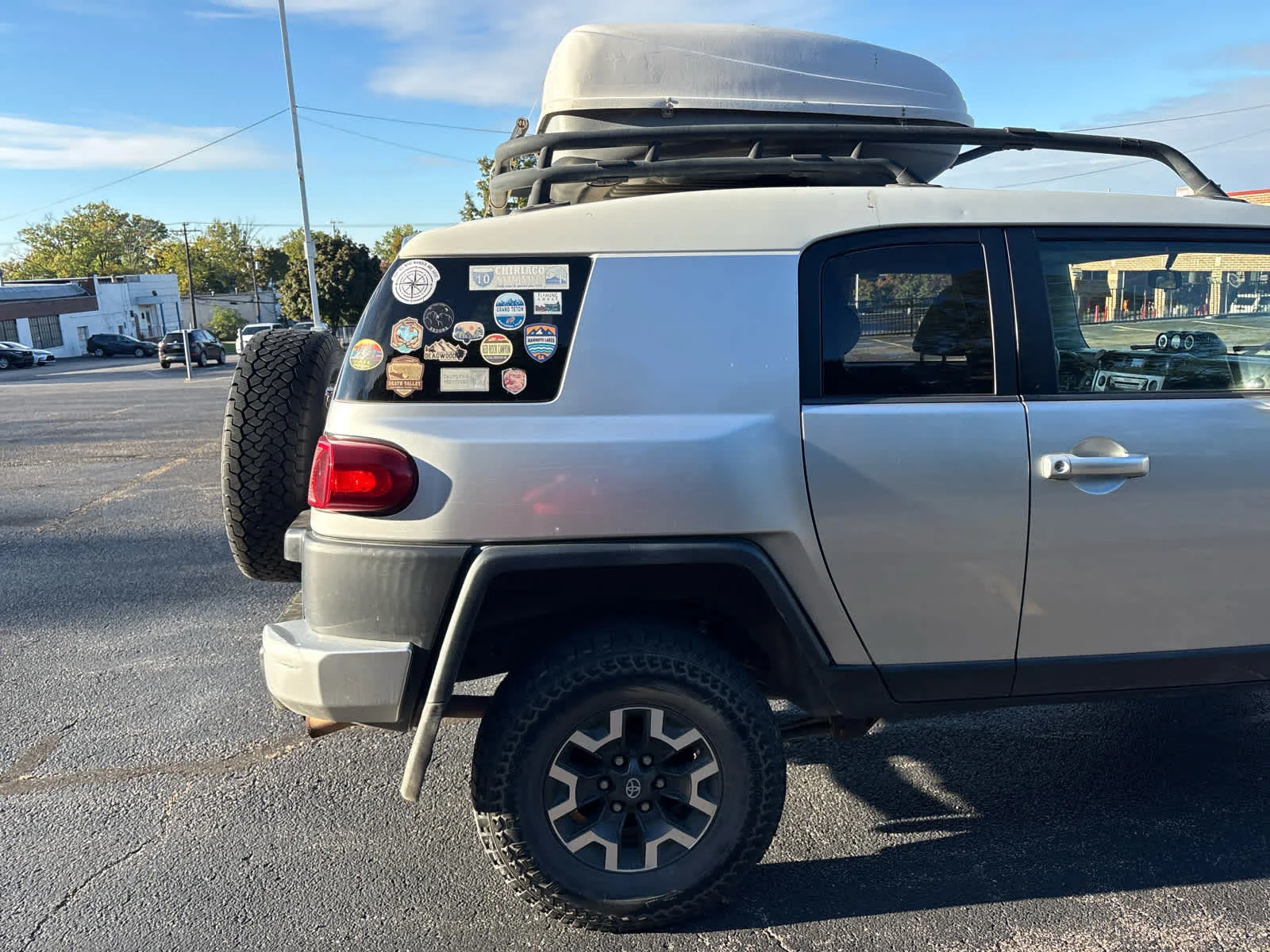 Used 2008 White/Titanium Metallic Toyota  image 13