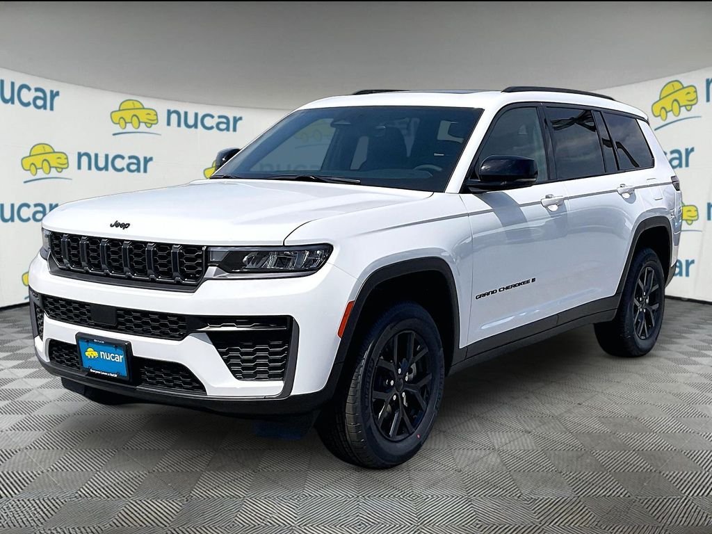 New 2026 Bright White Clearcoat Jeep Laredo image 3