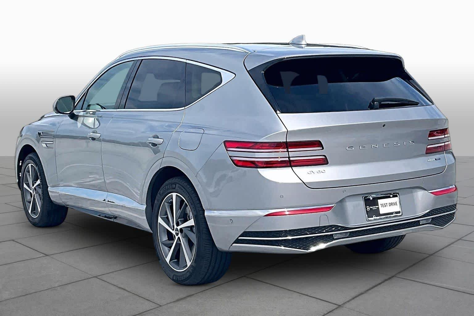Used 2025 Savile Silver Genesis 3.5T Advanced image 12