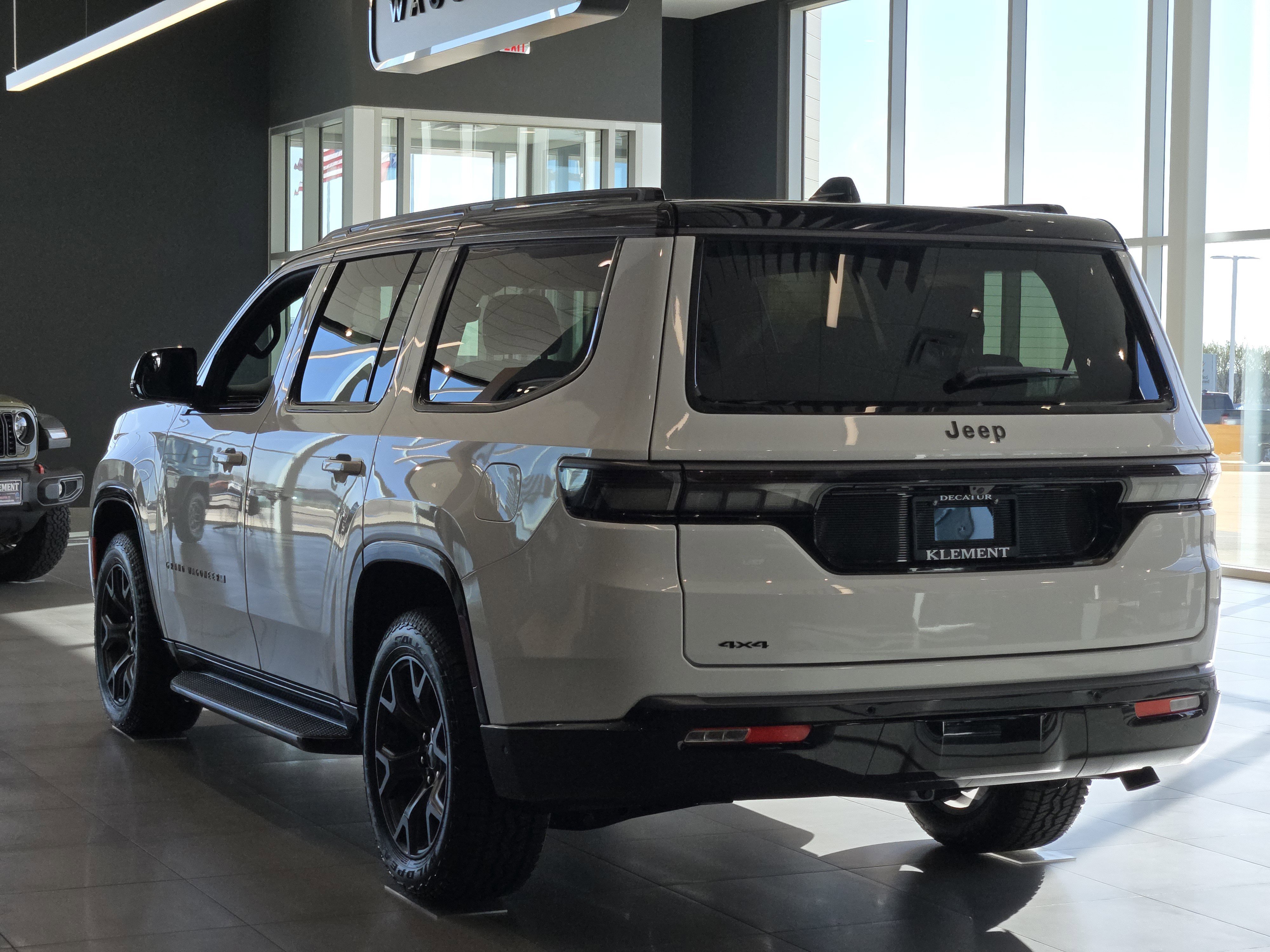 New 2026 Bright White Clearcoat Jeep Upland image 3