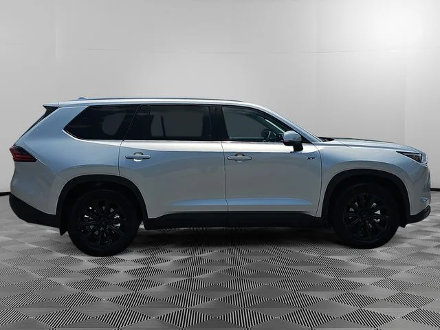 Used 2026 Silver Toyota XLE image 5