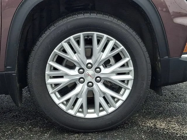 New 2026 Crystal Metallic GMC Elevation image 8