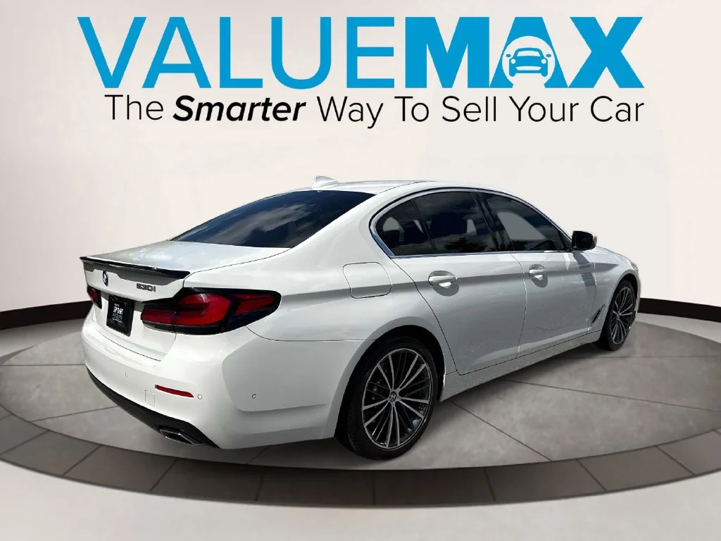 Used 2021 White BMW 530i image 3