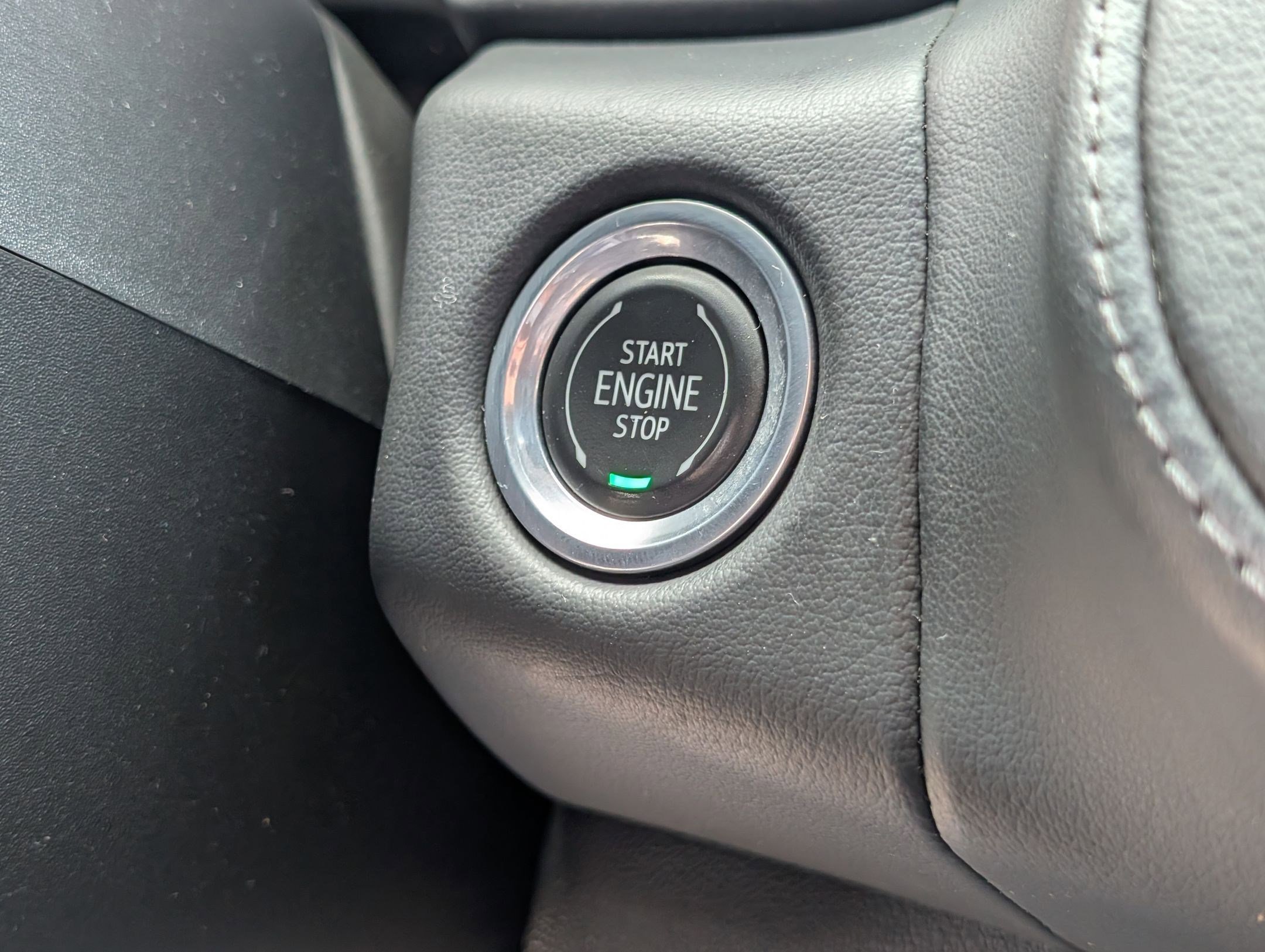 Used 2021 SUMMIT WHITE Chevrolet LT image 17