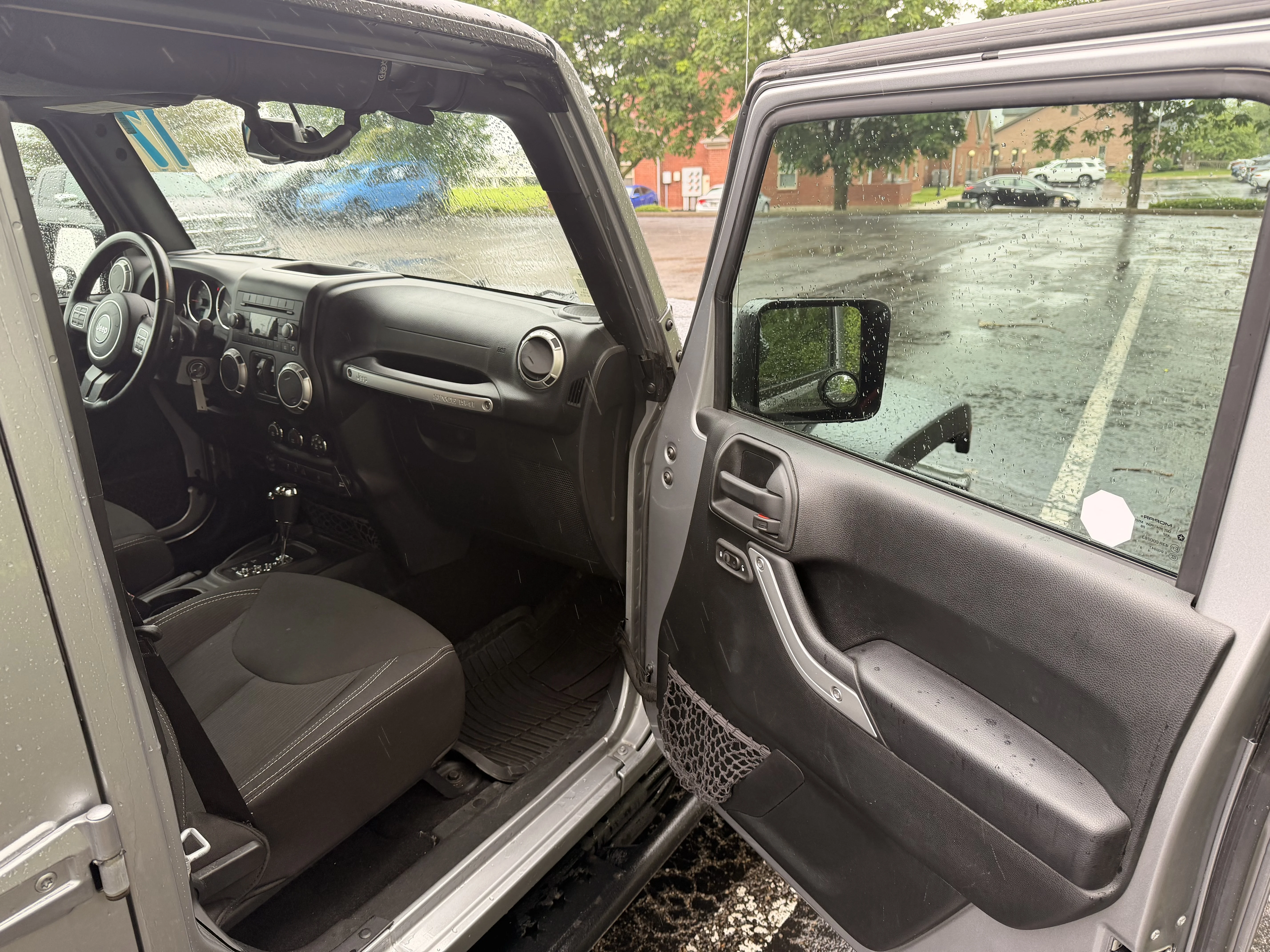 Used 2017 Billet Silver Metallic Clear Coat Jeep Rubicon image 14