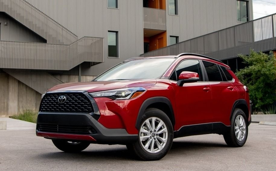 2024 Toyota Corolla Cross Hybrid SE AWD's photo