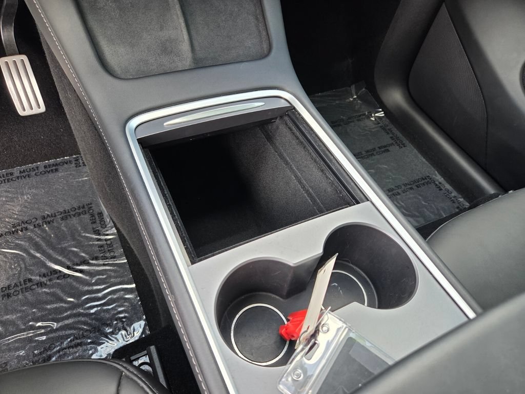 2024 Tesla Model Y Performance - Photo 26