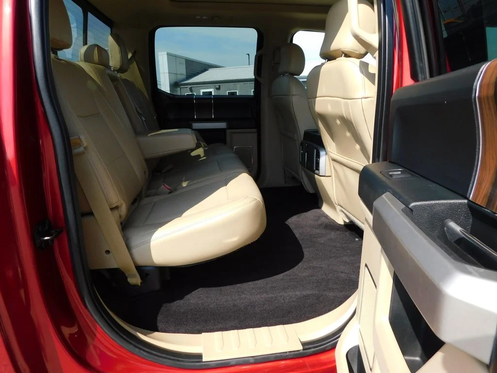 Used 2015 Caribou Metallic Ford Lariat image 25
