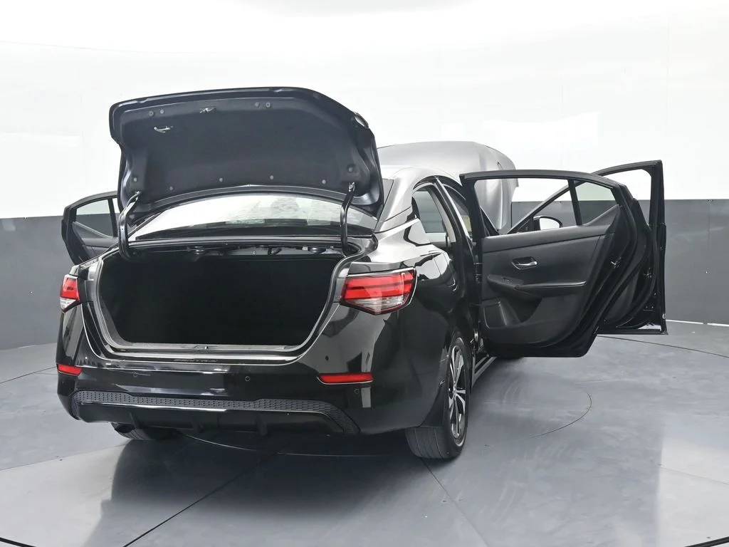 Used 2022 Super Black Nissan SV image 65