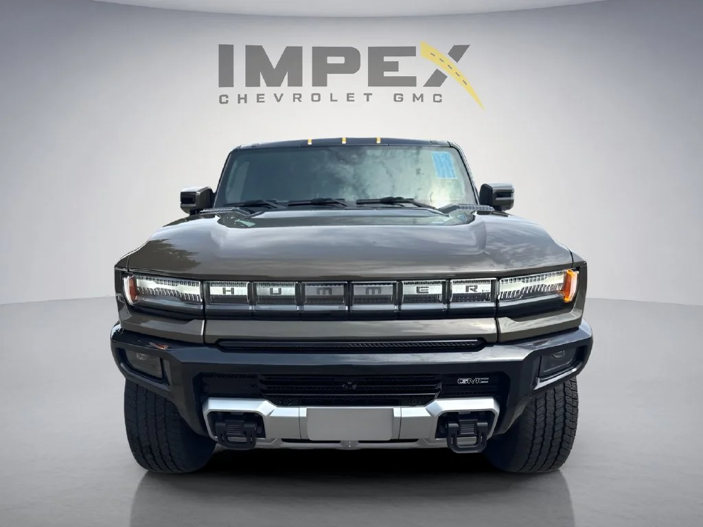 Used 2024 Blue GMC 2X image 9
