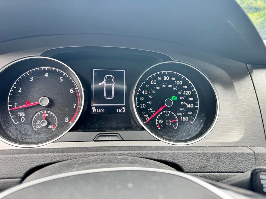 Used 2017 Silver Volkswagen  image 19
