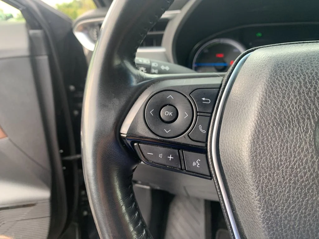 Used 2021 Black Toyota XLE image 28