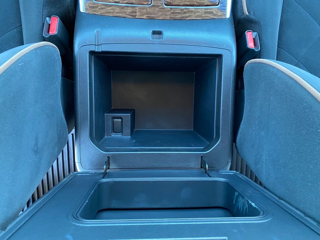 Used 2018 Blue Nissan SV image 21