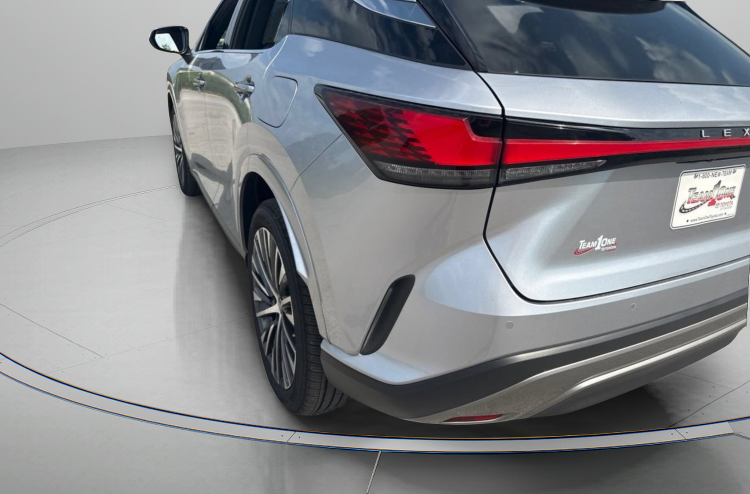 Used 2023 Iridium Lexus 350 Premium Plus image 5