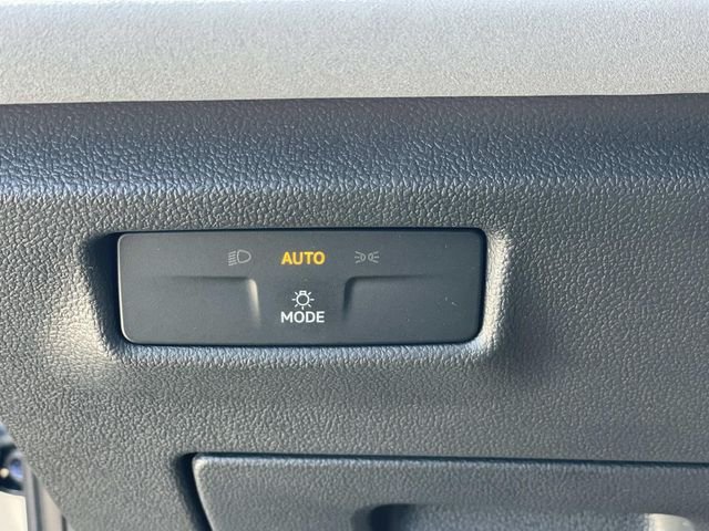 New 2026 Silver Volkswagen 2.0T SE image 17