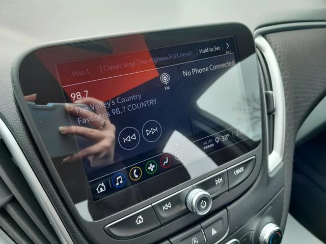 Used 2024 Gray Chevrolet LT image 21