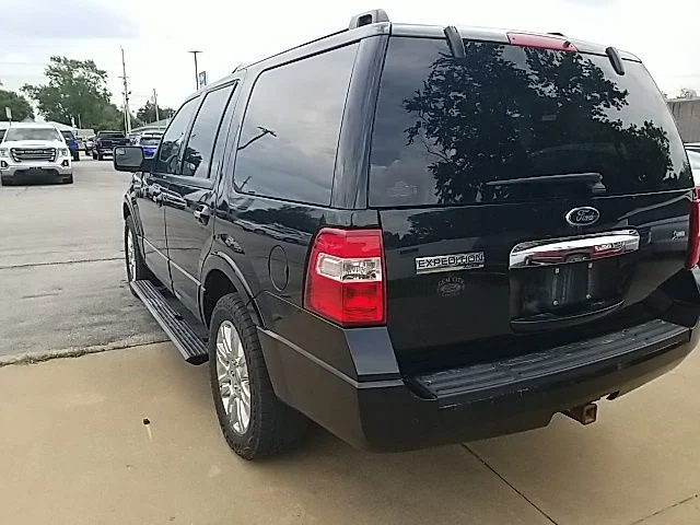 Used 2013 Black Ford Limited image 21