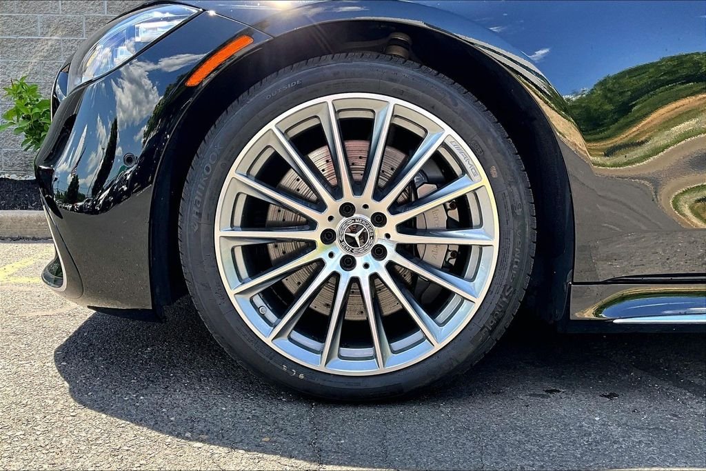 Certified Used 2023 Black Mercedes-Benz S 580 image 8
