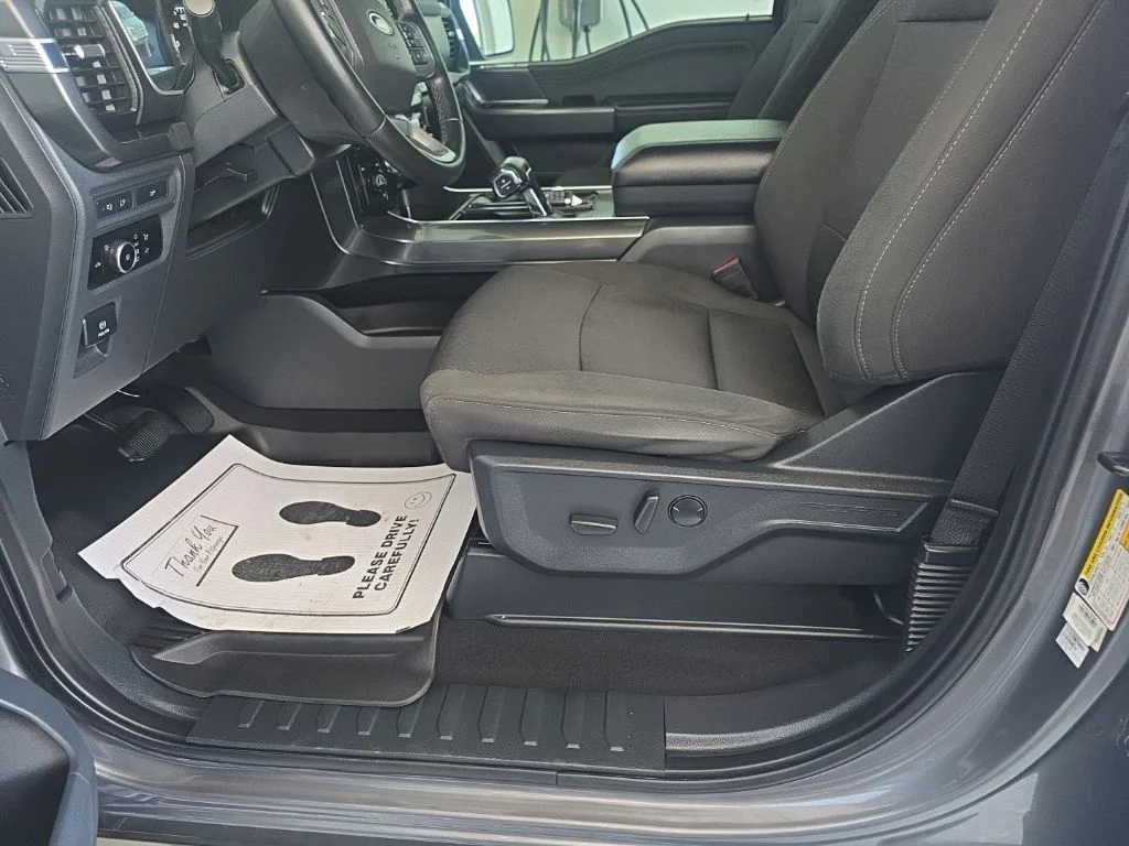 Used 2023 Gray Metallic Ford XLT image 14