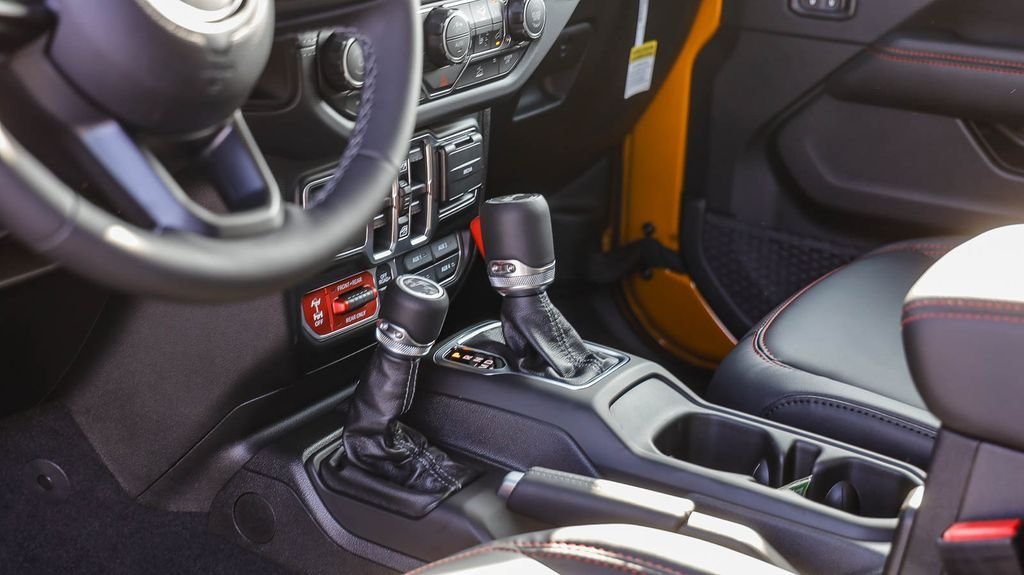 New 2026 Goldilocks Jeep Rubicon image 24