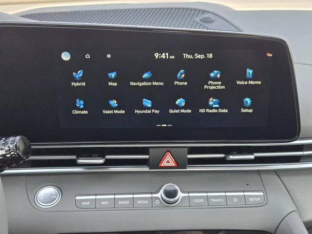 2025 Hyundai Elantra Blue - Photo 17