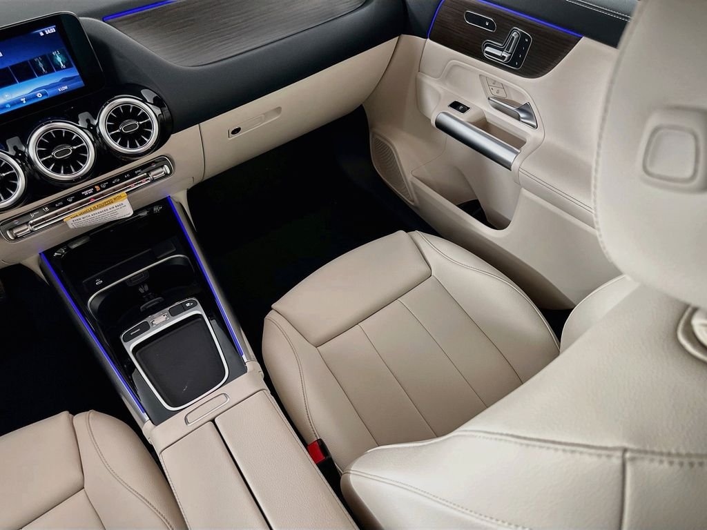New 2026 Mountain Grey Metallic Mercedes-Benz GLA 250 image 21