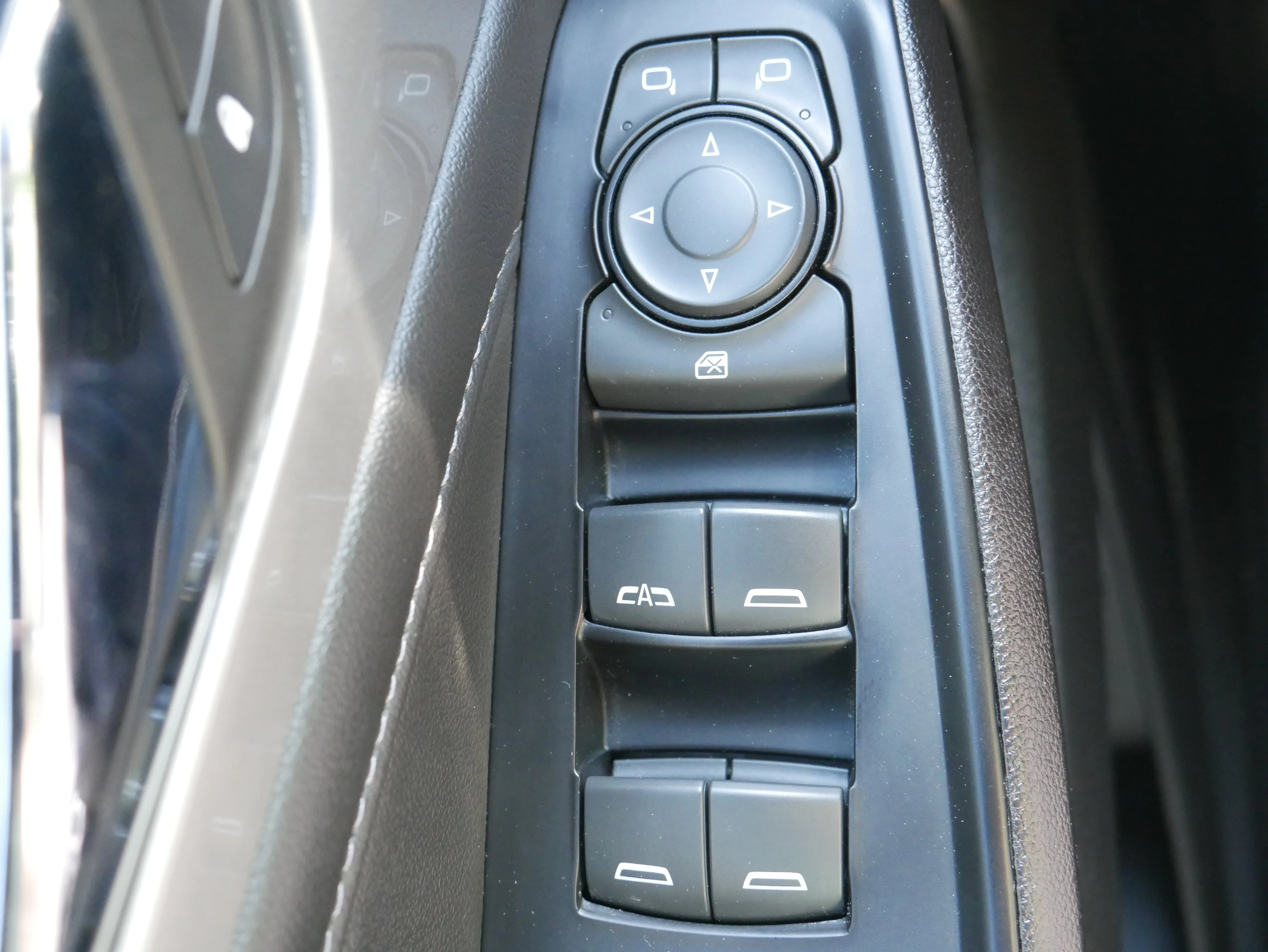 Certified Used 2023 Mosaic Black Metallic Chevrolet LT Cloth image 30