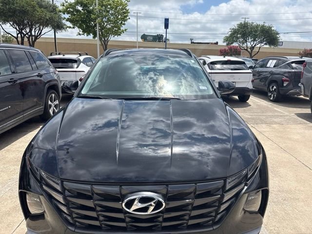 Used 2023 Black Hyundai SEL image 3