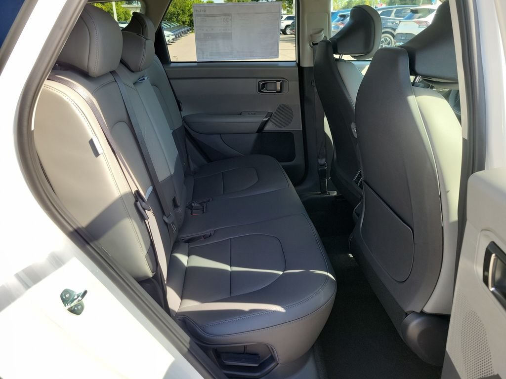 New 2027 Snow White Pearl Kia EX image 12