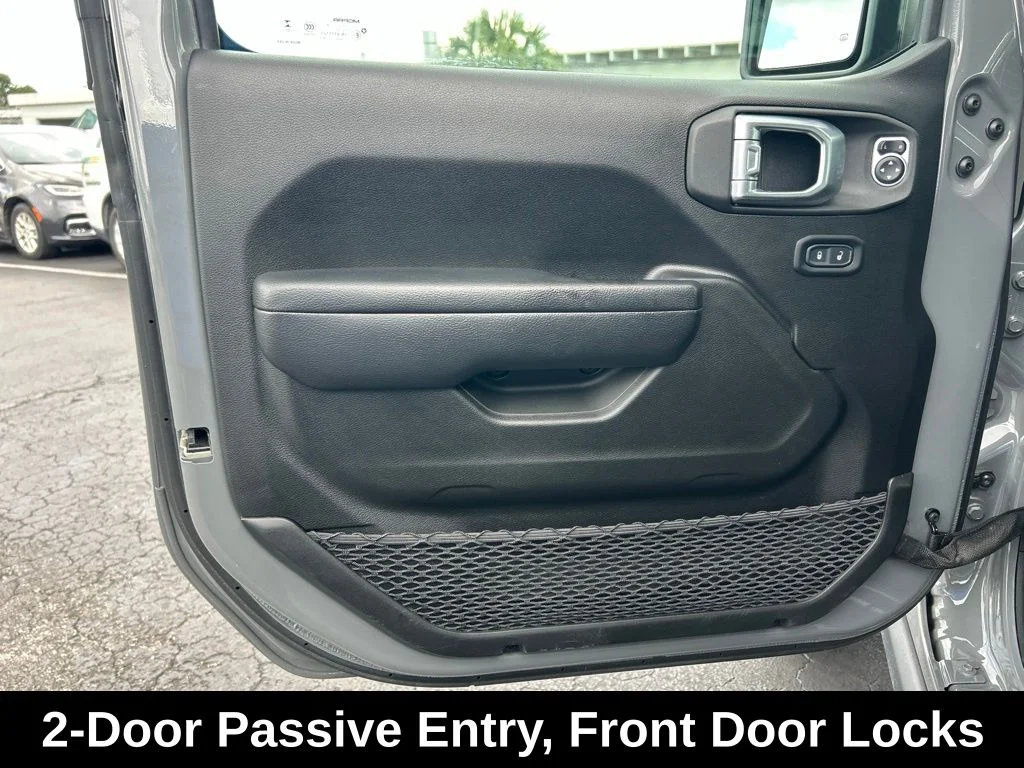 Used 2023 Gray Jeep Sport image 30